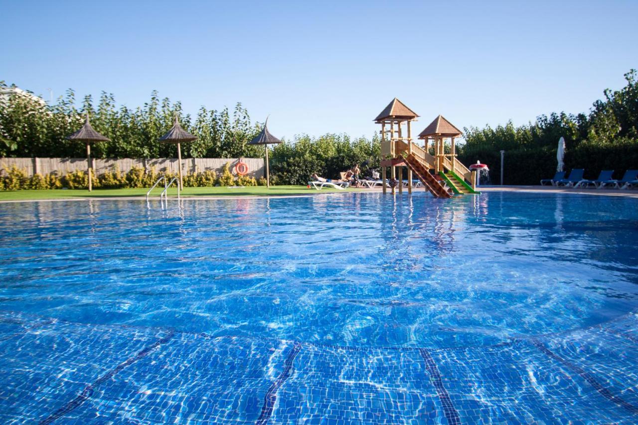 Camping Joan Bungalow Park Kemping 3*